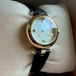 Gucci Diamantissima Leather Watch (never worn)